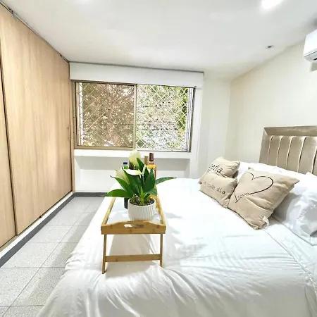 Apartamento Cerca Del Aeropuerto Con Jacuzzi 10 Personas Cartagena