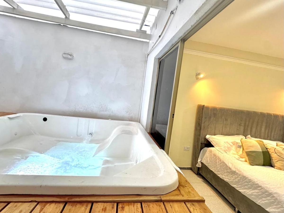 Apartamento Cerca Del Aeropuerto Con Jacuzzi 10 Personas