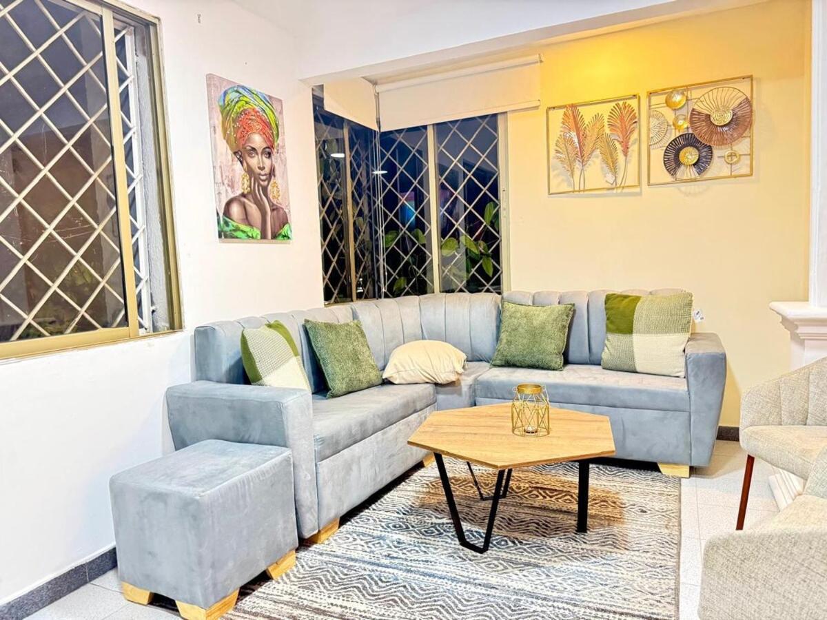 Apartamento Cerca Del Aeropuerto Con Jacuzzi 10 Personas *