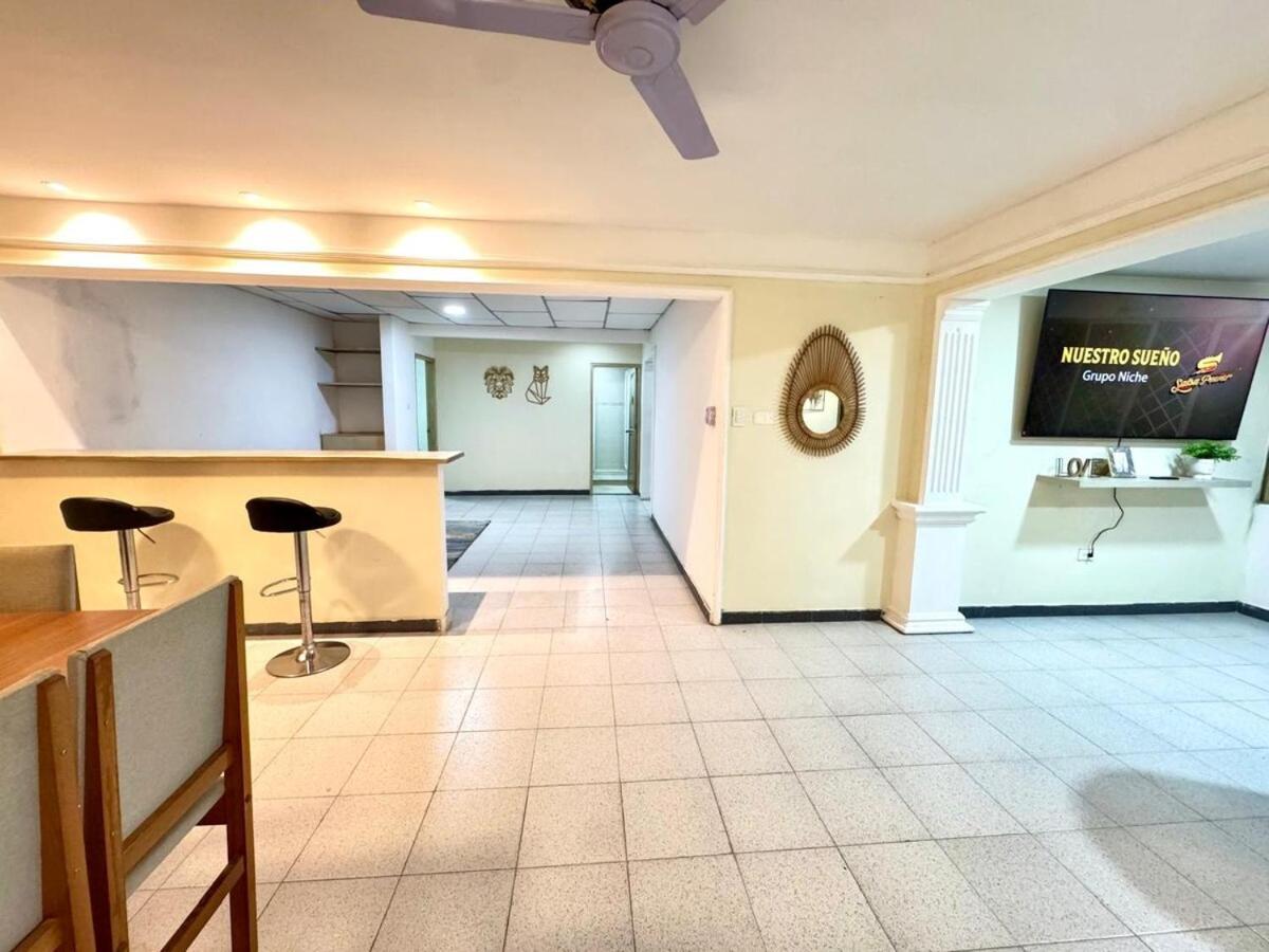 Cerca Del Aeropuerto Con Jacuzzi 10 Personas Apartamento Cartagena
