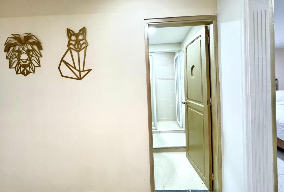 Apartamento Cerca Del Aeropuerto Con Jacuzzi 10 Personas *