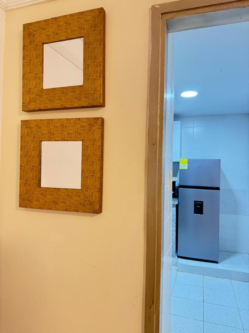 Cerca Del Aeropuerto Con Jacuzzi 10 Personas Apartamento Cartagena