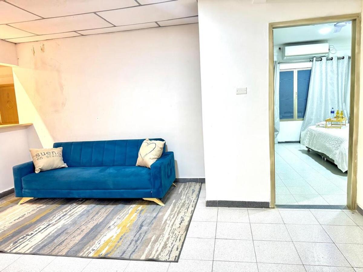 Apartamento Cerca Del Aeropuerto Con Jacuzzi 10 Personas